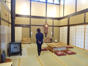 緑風荘座敷わらし